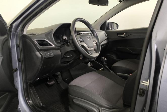 Hyundai Solaris I Рестайлинг с пробегом 2017 года, цена 1 335 000 рублей, 90773 км, седан, Автокод Объявления