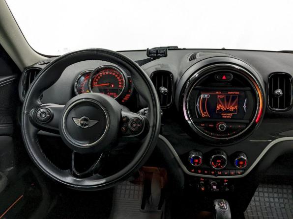 Mini Countryman II с пробегом 2017 года, цена 2 490 000 рублей, 79974 км, внедорожник, Автокод Объявления