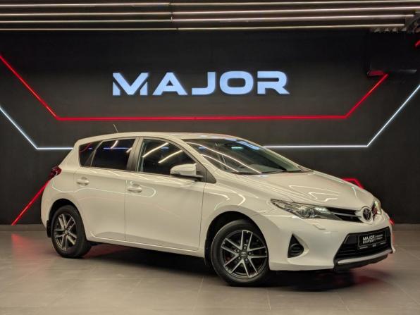 Toyota Auris II с пробегом 2014 года, цена 1 430 000 рублей, 90640 км, хэтчбек, Автокод Объявления