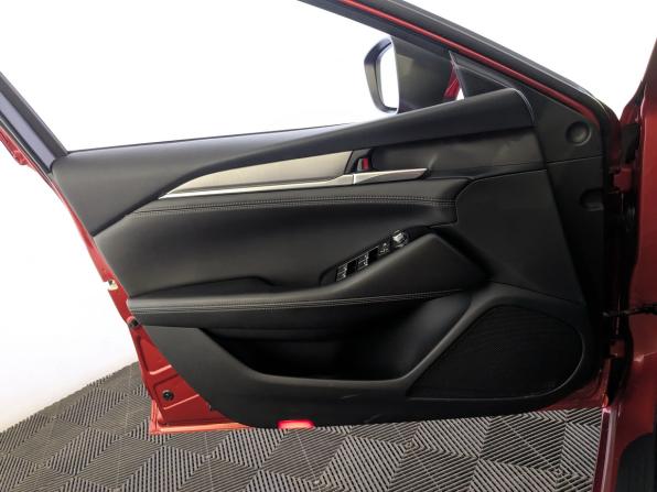 Mazda 6 III (GJ) Рестайлинг 2 с пробегом 2021 года, цена 2 790 000 рублей, 56261 км, седан, Автокод Объявления