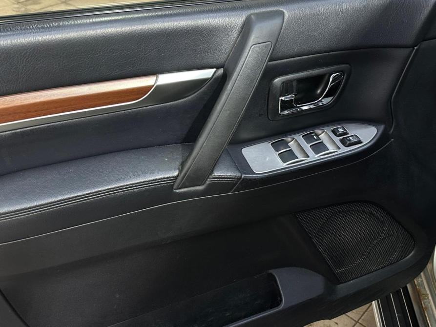 Mitsubishi Pajero IV Санкт-Петербург  - изображение 13