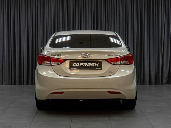 Hyundai Elantra V (MD) с пробегом 2012 года, цена 1 189 000 рублей, 107314 км, седан, Автокод Объявления