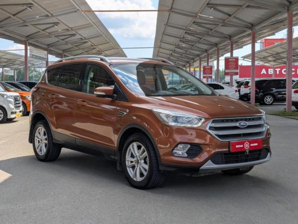 Ford Kuga II Рестайлинг с пробегом 2017 года, цена 1 894 900 рублей, 91000 км, внедорожник, Автокод Объявления