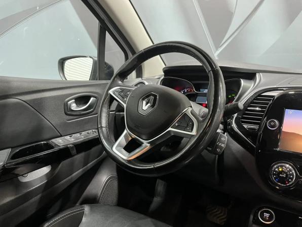 Renault Kaptur I Рестайлинг с пробегом 2021 года, цена 1 545 000 рублей, 159815 км, внедорожник, Автокод Объявления