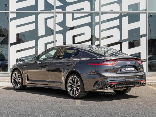Kia Stinger I с пробегом 2018 года, цена 2 690 000 рублей, 143860 км, лифтбек, Автокод Объявления
