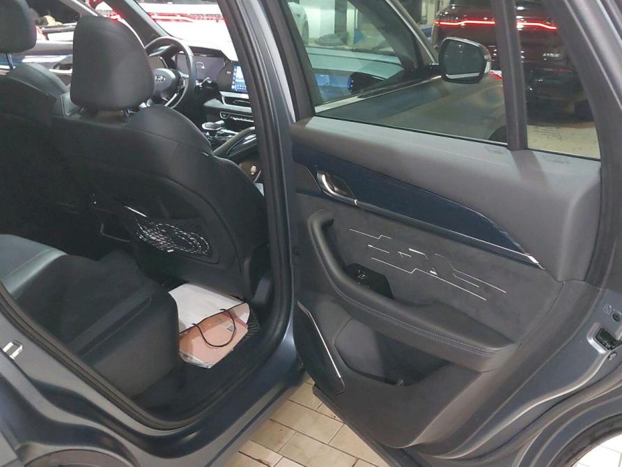 Geely Monjaro I Москва  - изображение 32