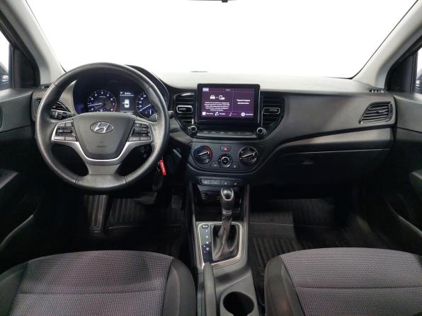 Hyundai Solaris II Рестайлинг с пробегом 2021 года, цена 1 520 000 рублей, 121430 км, седан, Автокод Объявления