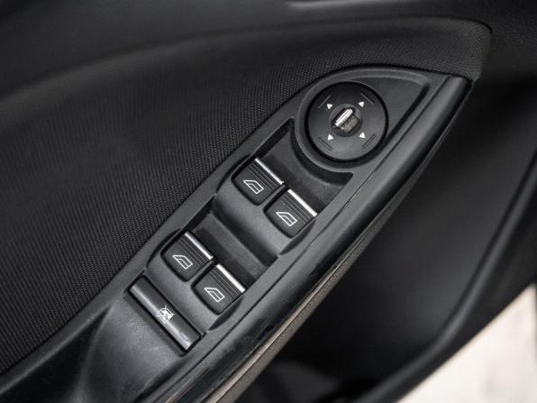 Ford Focus III с пробегом 2013 года, цена 760 000 рублей, 131323 км, хэтчбек, Автокод Объявления