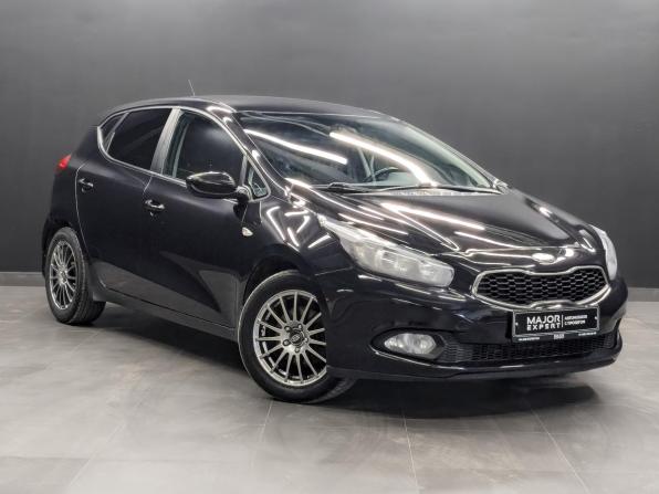 Kia Ceed II с пробегом 2015 года, цена 1 175 000 рублей, 131365 км, хэтчбек, Автокод Объявления
