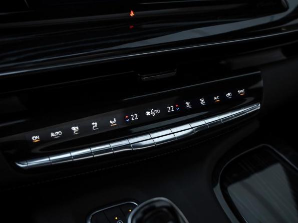Cadillac Escalade V с пробегом 2022 года, цена 9 599 000 рублей, 61568 км, внедорожник, Автокод Объявления