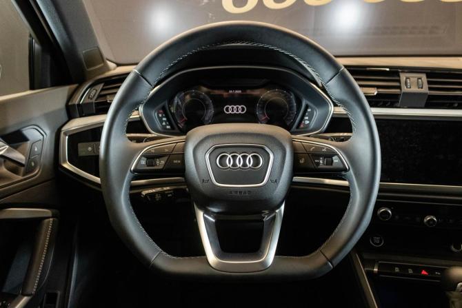 Audi Q3 III (FJ) с пробегом 2026 года, цена 3 749 000 рублей, 32 км, внедорожник, Автокод Объявления