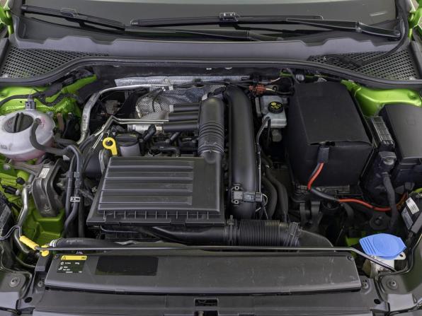 SEAT Leon III с пробегом 2013 года, цена 1 300 000 рублей, 103090 км, хэтчбек, Автокод Объявления