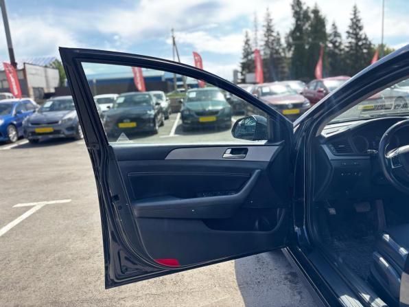 Hyundai Sonata VII (LF) Рестайлинг с пробегом 2018 года, цена 1 450 000 рублей, 204636 км, седан, Автокод Объявления