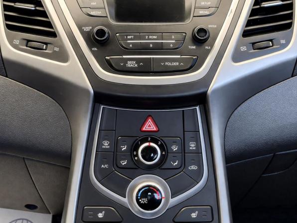 Hyundai Elantra V (MD) Рестайлинг с пробегом 2015 года, цена 1 017 000 рублей, 205019 км, седан, Автокод Объявления