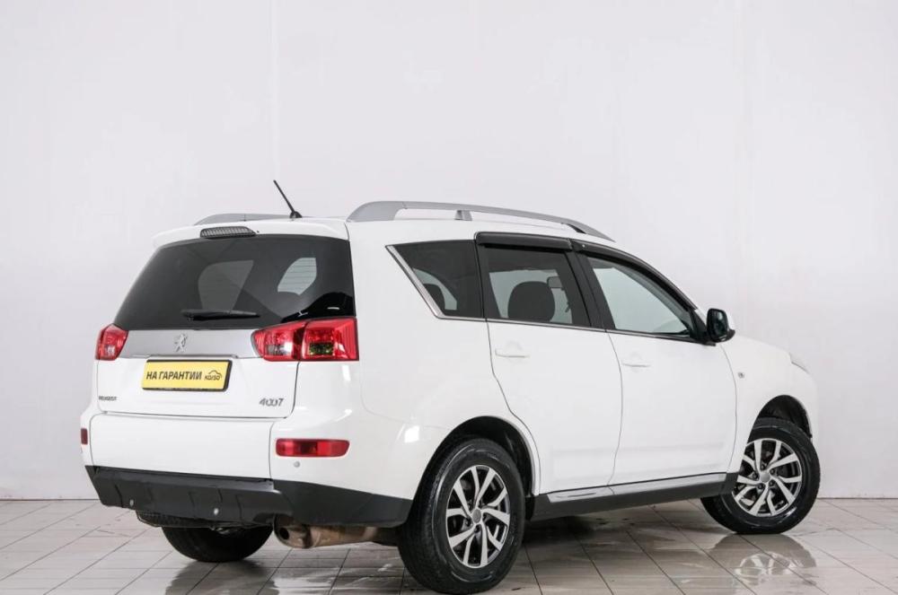 Peugeot 4007 Красноярск  - изображение 7