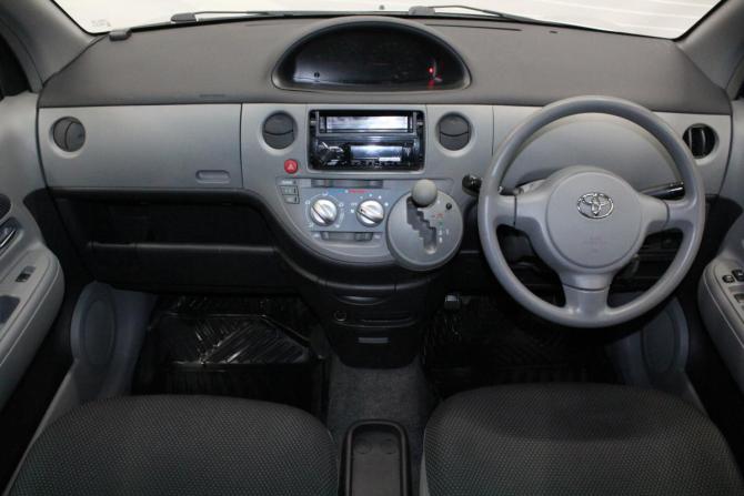 Toyota Sienta I с пробегом 2005 года, цена 555 000 рублей, 260167 км, минивэн, Автокод Объявления
