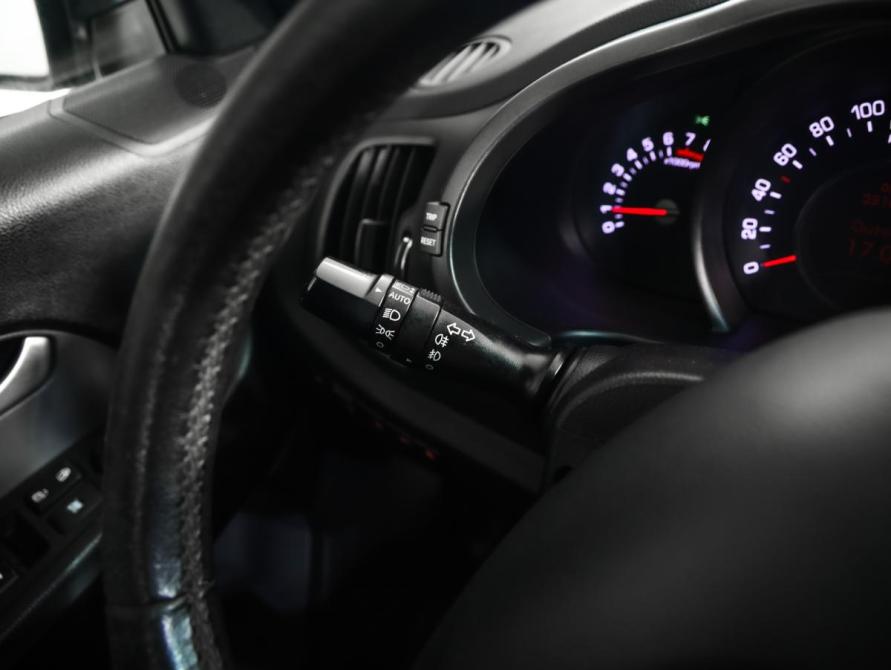 Kia Sportage III Санкт-Петербург  - изображение 16