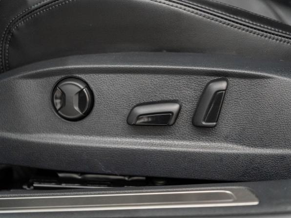 Volkswagen Passat B8 с пробегом 2016 года, цена 1 990 000 рублей, 67150 км, седан, Автокод Объявления