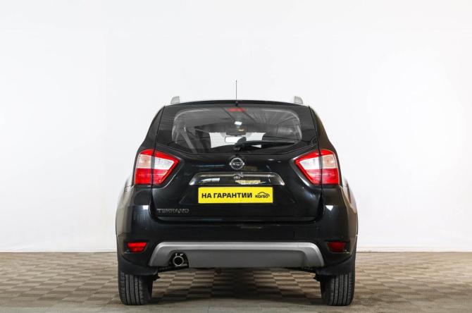 Nissan Terrano III (D10) с пробегом 2017 года, цена 1 319 000 рублей, 170038 км, внедорожник, Автокод Объявления
