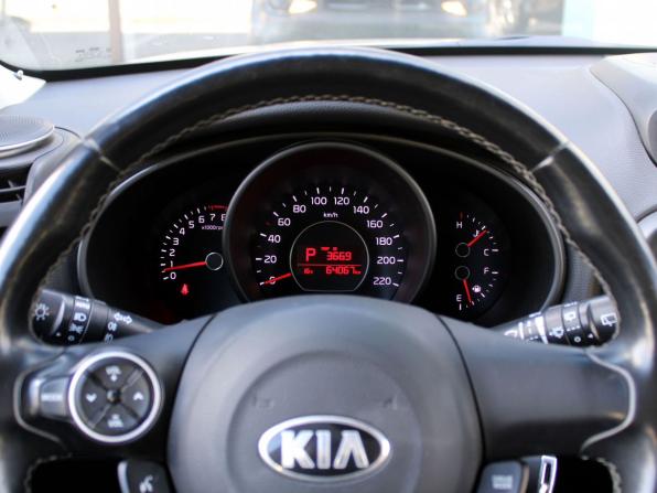 Kia Soul II Рестайлинг с пробегом 2018 года, цена 1 725 000 рублей, 64066 км, хэтчбек, Автокод Объявления