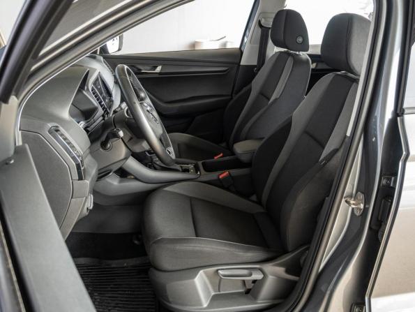 Skoda Karoq I с пробегом 2022 года, цена 2 330 000 рублей, 81452 км, внедорожник, Автокод Объявления