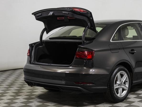 Audi A3 III (8V) Рестайлинг с пробегом 2017 года, цена 2 120 000 рублей, 89018 км, седан, Автокод Объявления