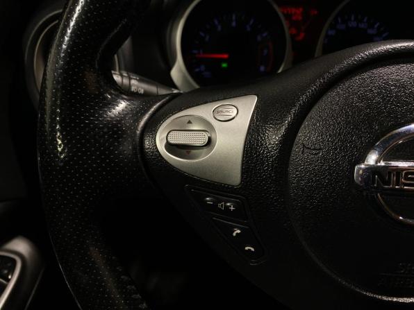 Nissan Juke I с пробегом 2012 года, цена 900 000 рублей, 247341 км, внедорожник, Автокод Объявления