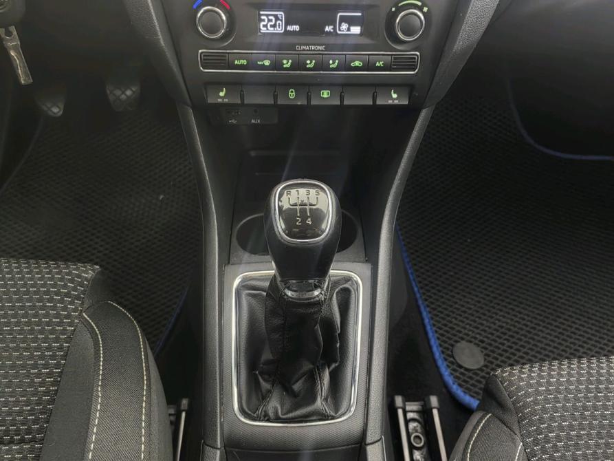 Skoda Rapid I Санкт-Петербург  - изображение 12