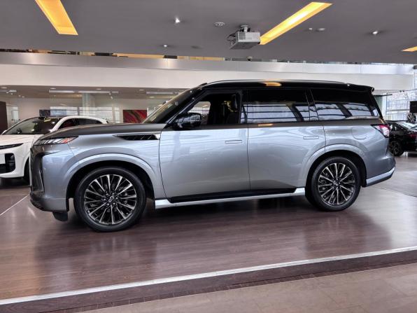 Infiniti QX80 II с пробегом 2024 года, цена 13 200 000 рублей, 24190 км, внедорожник, Автокод Объявления