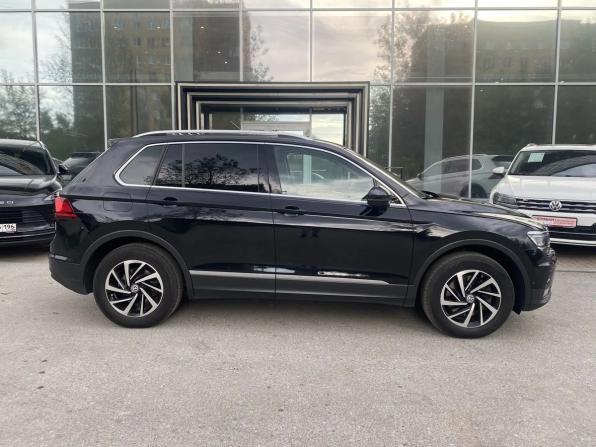 Volkswagen Tiguan II с пробегом 2018 года, цена 2 600 000 рублей, 124340 км, внедорожник, Автокод Объявления