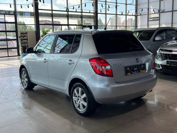 Skoda Fabia II Рестайлинг с пробегом 2014 года, цена 840 000 рублей, 211488 км, хэтчбек, Автокод Объявления