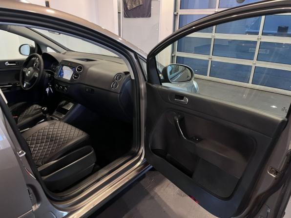 Volkswagen Golf Plus II с пробегом 2012 года, цена 477 500 рублей, 339462 км, хэтчбек, Автокод Объявления