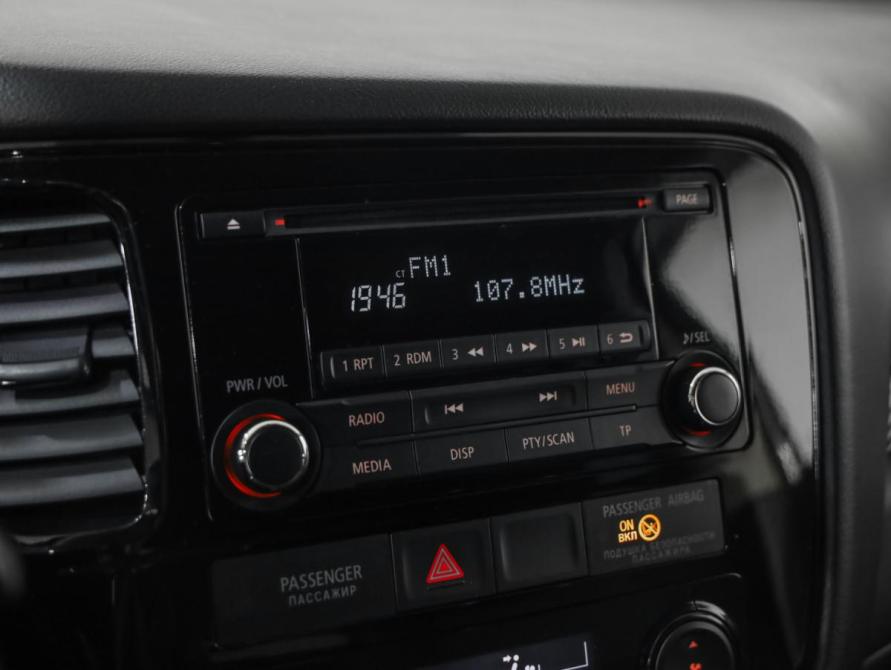 Mitsubishi Outlander III Рестайлинг 2 Санкт-Петербург  - изображение 14