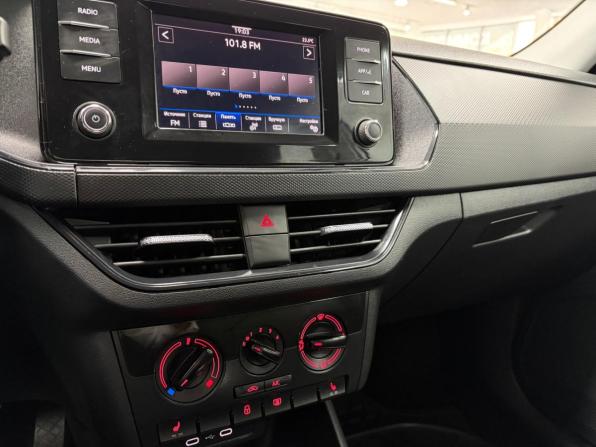 Volkswagen Polo VI с пробегом 2020 года, цена 1 489 000 рублей, 70046 км, лифтбек, Автокод Объявления