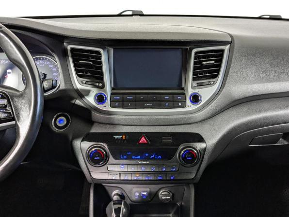 Hyundai Tucson III с пробегом 2016 года, цена 1 994 900 рублей, 101500 км, внедорожник, Автокод Объявления