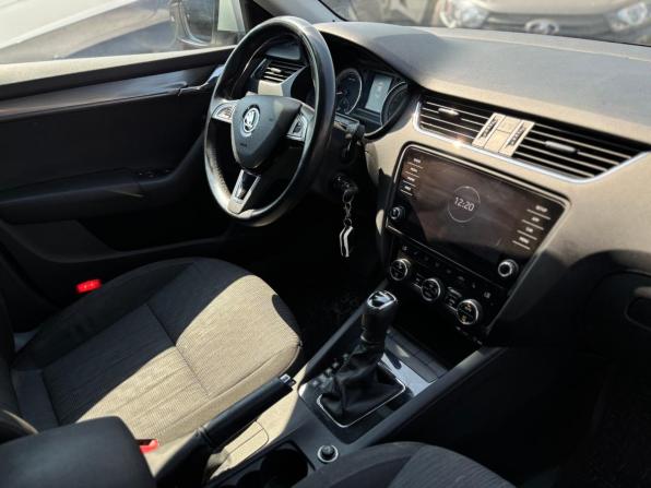 Skoda Octavia III (A7) Рестайлинг с пробегом 2017 года, цена 1 850 000 рублей, 109735 км, лифтбек, Автокод Объявления