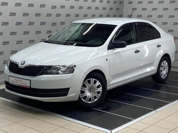 Skoda Rapid I с пробегом 2017 года, цена 939 000 рублей, 135720 км, лифтбек, Автокод Объявления
