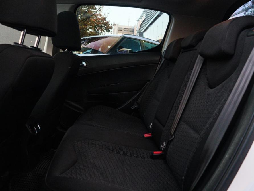 Peugeot 308 I Рестайлинг Москва  - изображение 9