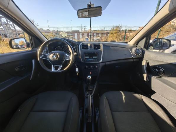 Renault Sandero II Рестайлинг с пробегом 2019 года, цена 1 229 000 рублей, 90100 км, хэтчбек, Автокод Объявления