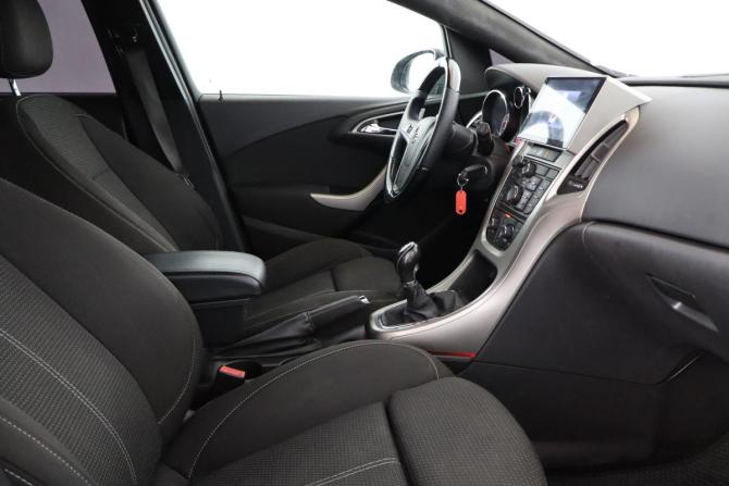 Opel Astra J с пробегом 2010 года, цена 539 000 рублей, 197000 км, хэтчбек, Автокод Объявления