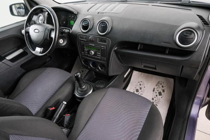 Ford Fusion I Рестайлинг с пробегом 2006 года, цена 459 000 рублей, 200000 км, хэтчбек, Автокод Объявления