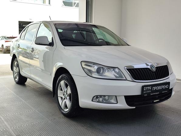 Skoda Octavia II (A5) Рестайлинг с пробегом 2011 года, цена 720 000 рублей, 272116 км, лифтбек, Автокод Объявления