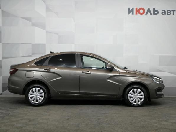Lada (ВАЗ) Vesta I Рестайлинг (NG) с пробегом 2025 года, цена 1 350 000 рублей, 21946 км, седан, Автокод Объявления