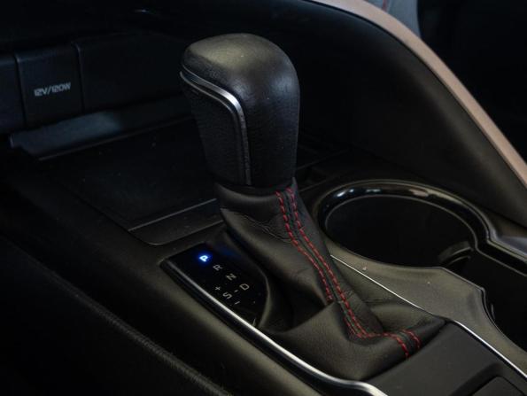 Toyota Camry VIII (XV70) Рестайлинг с пробегом 2021 года, цена 3 200 000 рублей, 91599 км, седан, Автокод Объявления