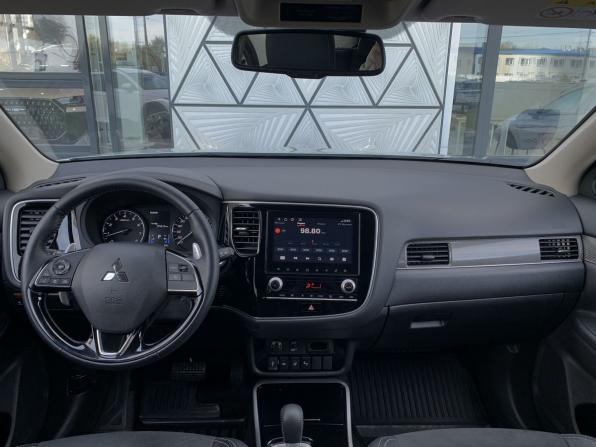 Mitsubishi Outlander III Рестайлинг 3 с пробегом 2021 года, цена 3 349 000 рублей, 19070 км, внедорожник, Автокод Объявления