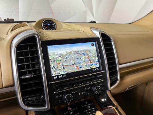 Porsche Cayenne II (958) с пробегом 2013 года, цена 2 100 000 рублей, 246229 км, внедорожник, Автокод Объявления