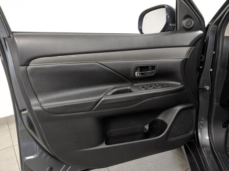 Mitsubishi Outlander III Рестайлинг 3 Санкт-Петербург  - изображение 19