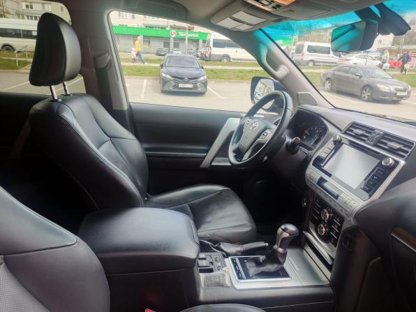 Toyota Land Cruiser Prado 150 Series Рестайлинг 2 с пробегом 2019 года, цена 5 125 000 рублей, 195000 км, внедорожник, Автокод Объявления