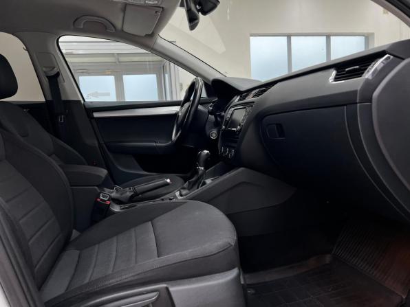 Skoda Octavia III (A7) с пробегом 2016 года, цена 1 550 000 рублей, 172251 км, лифтбек, Автокод Объявления