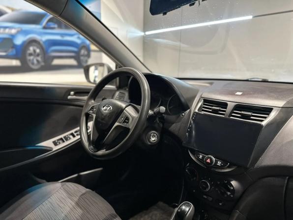 Hyundai Solaris I Рестайлинг с пробегом 2016 года, цена 865 000 рублей, 246489 км, седан, Автокод Объявления